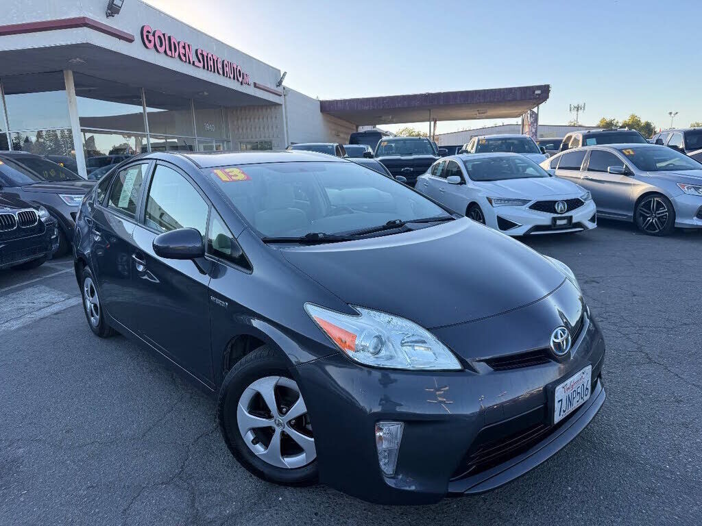 2013 TOYOTA PRIUS