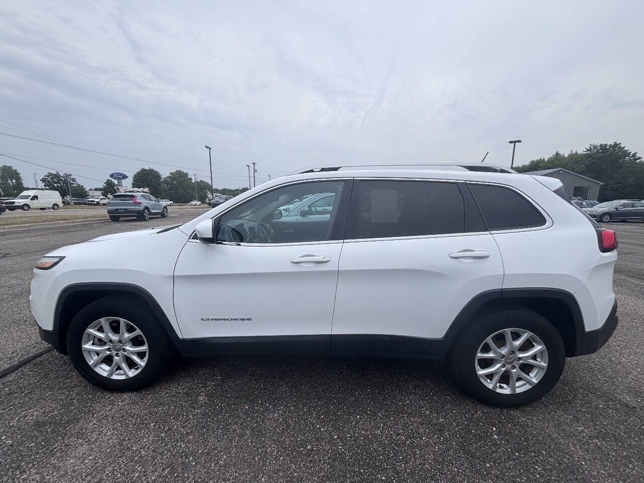 2018 JEEP Cherokee