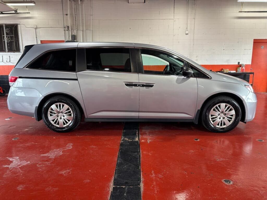 2016 HONDA Odyssey