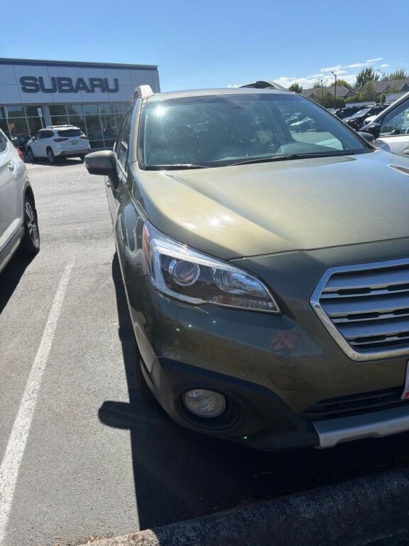 2016 SUBARU Outback