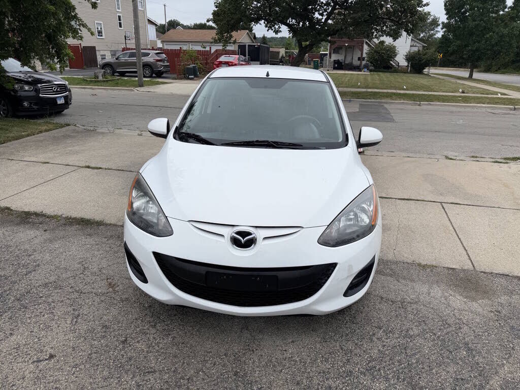 2011 MAZDA Mazda2