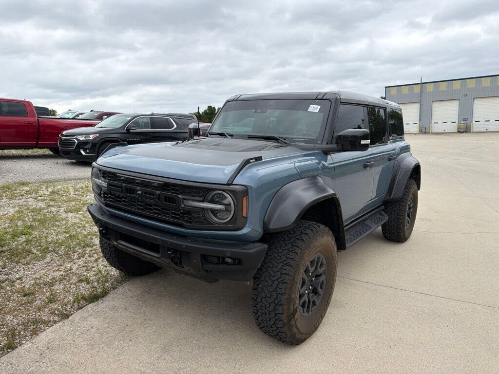 2024 FORD Bronco