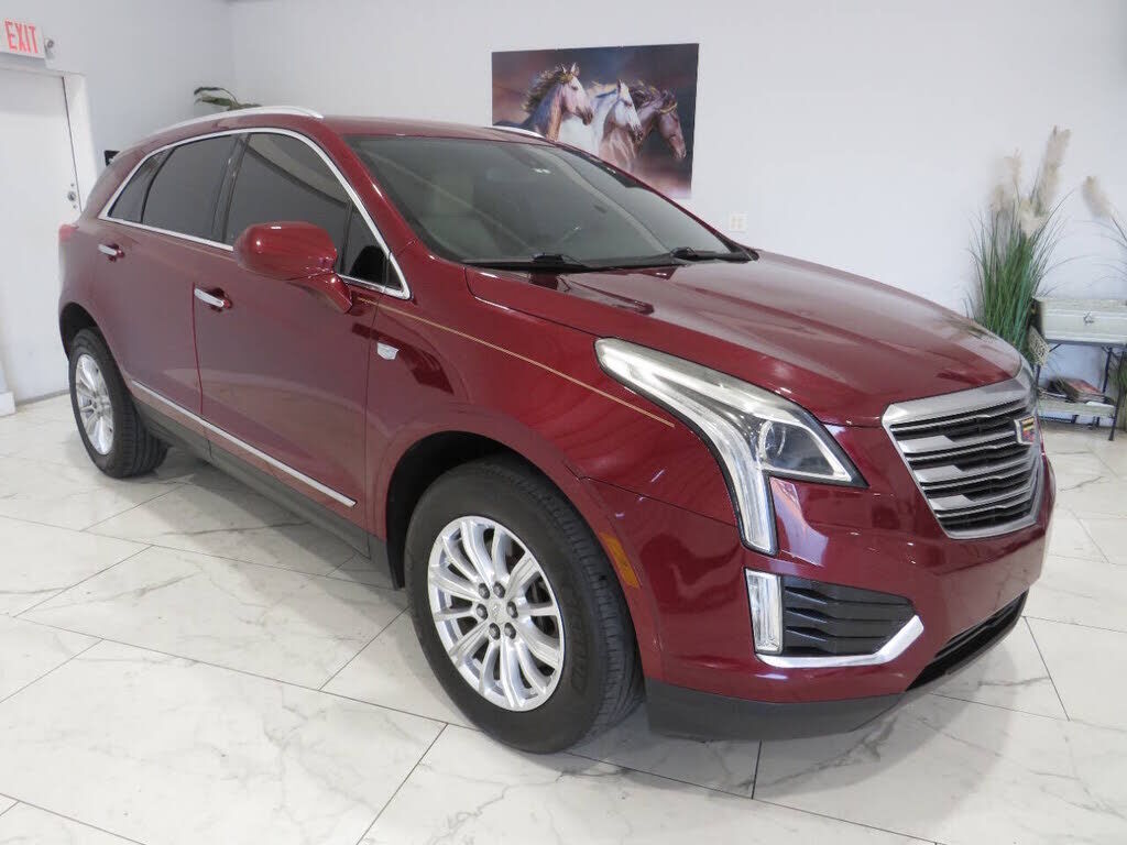2017 CADILLAC XT5