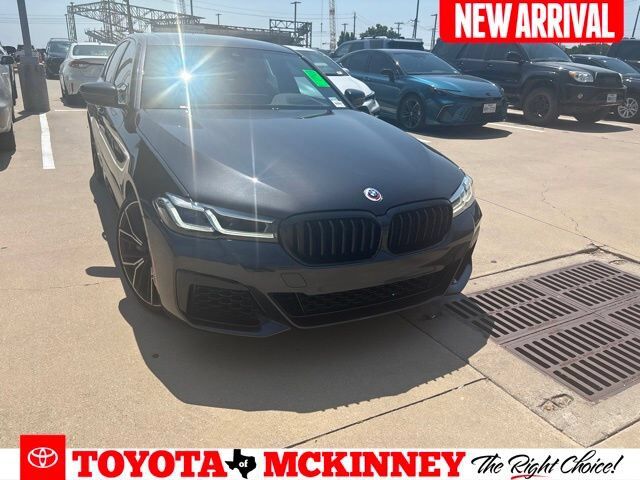 2023 BMW M5