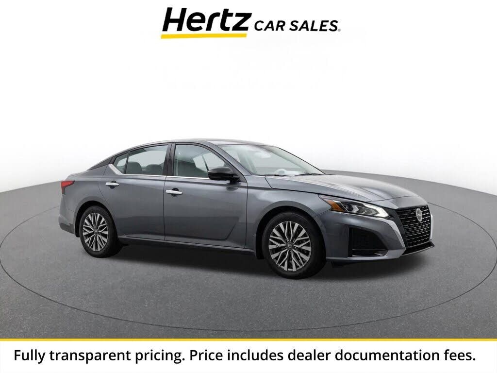2025 NISSAN Altima