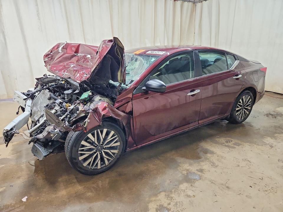 2025 NISSAN Altima