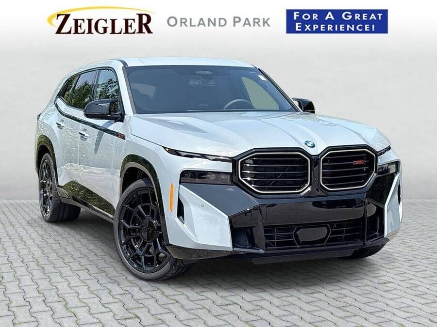 2026 BMW XM