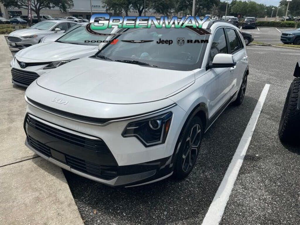 2023 KIA Niro