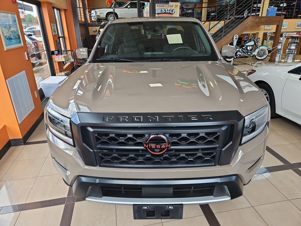 2023 NISSAN Frontier