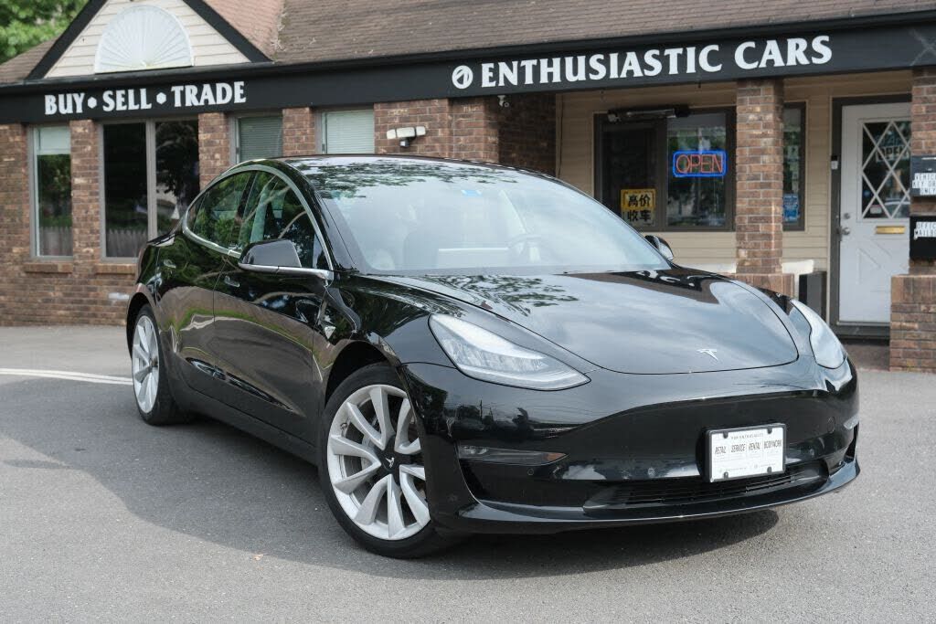 2018 TESLA Model 3