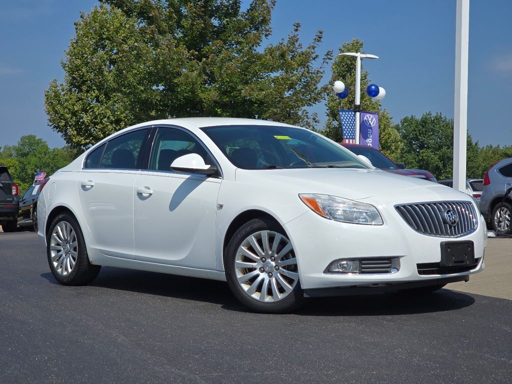 2011 BUICK Regal