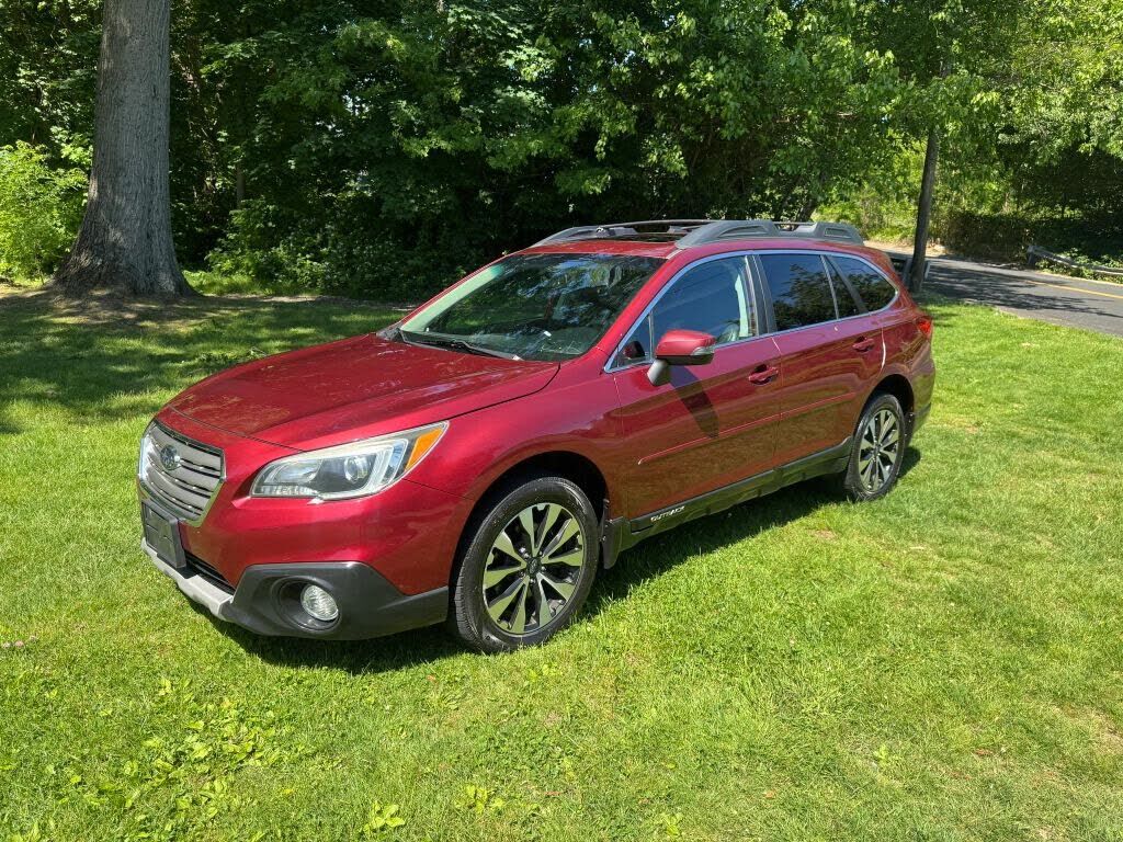 2016 SUBARU Outback