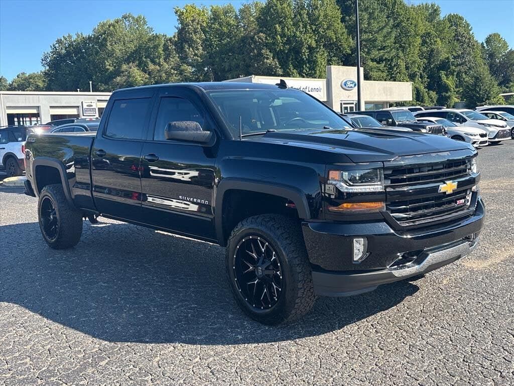 2017 CHEVROLET Silverado