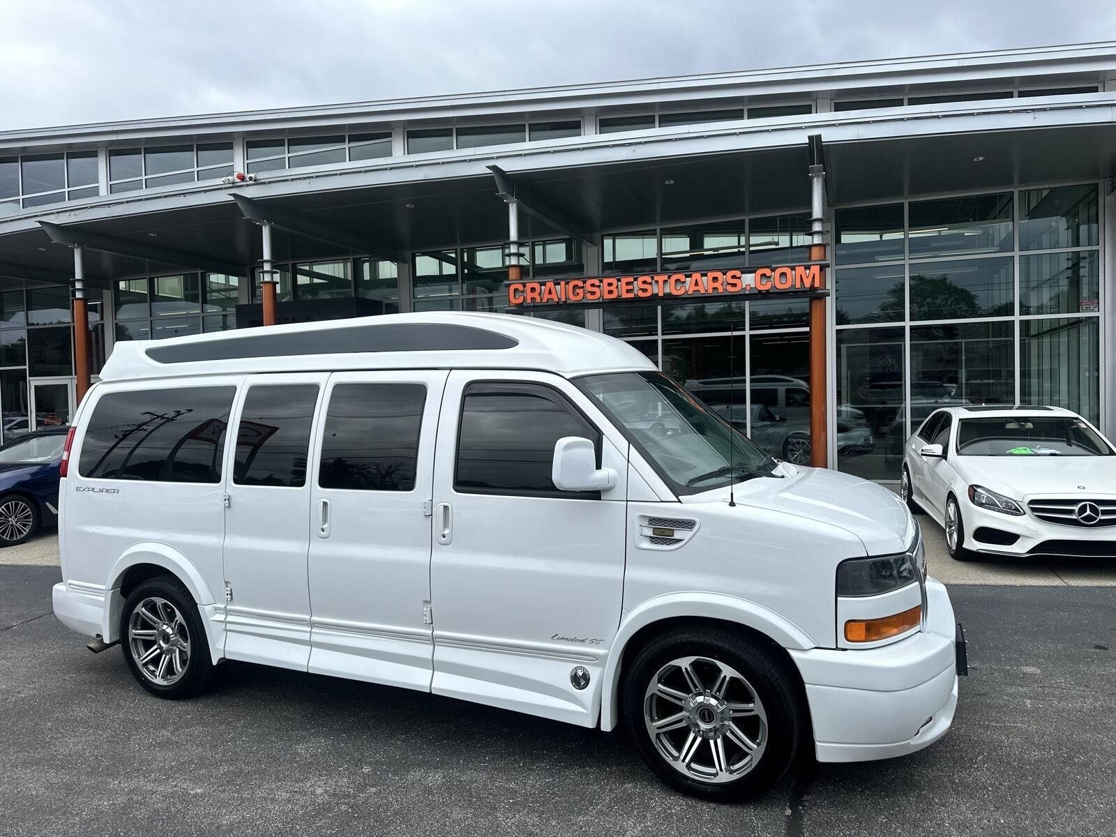 2016 GMC Savana
