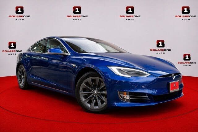 2020 TESLA Model S