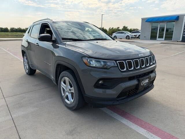 2023 JEEP Compass