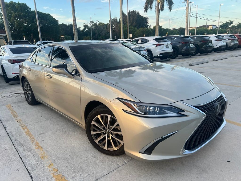 2023 LEXUS ES
