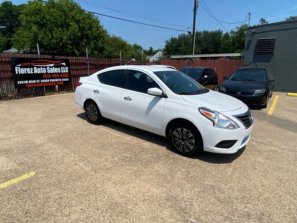 2018 NISSAN Versa