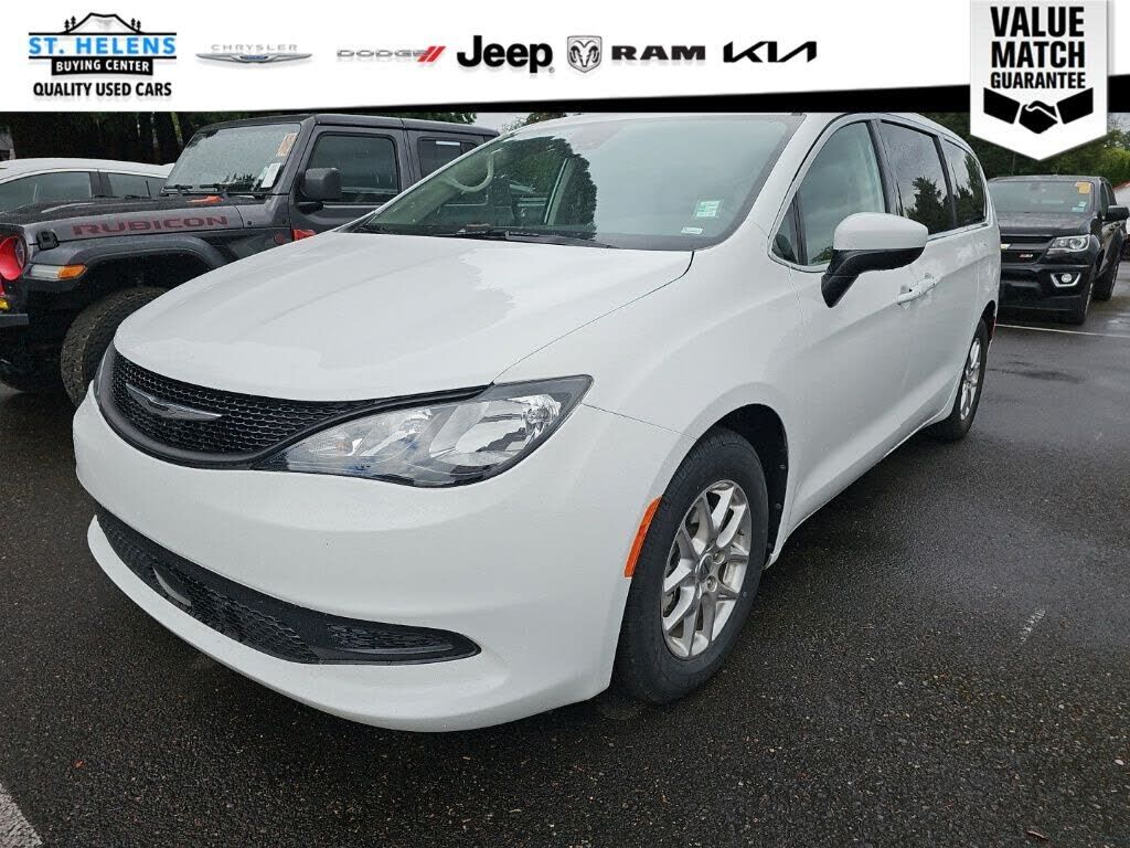 2023 CHRYSLER Voyager