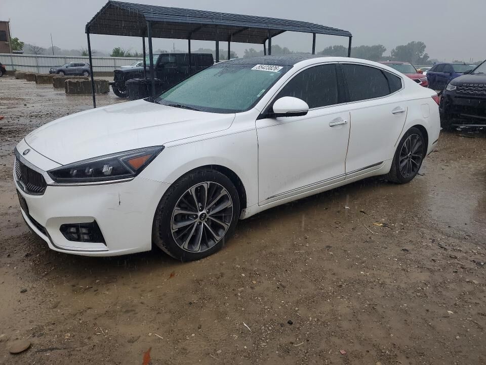 2019 KIA Cadenza