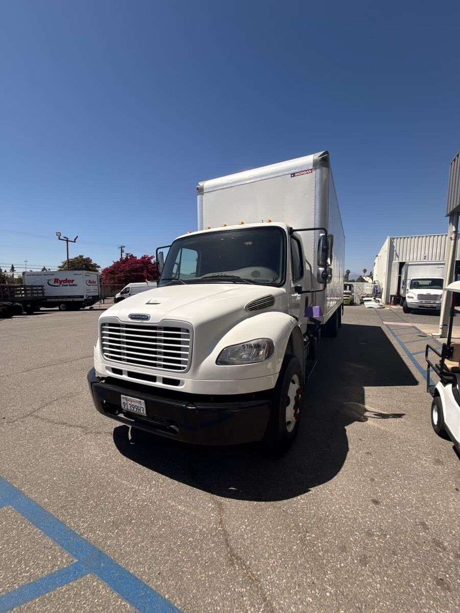 2022 FREIGHTLINER M2