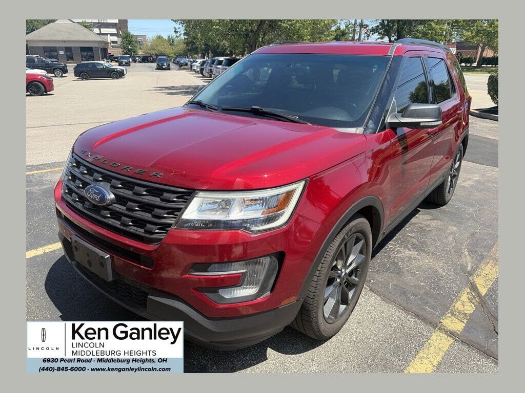 2017 FORD Explorer
