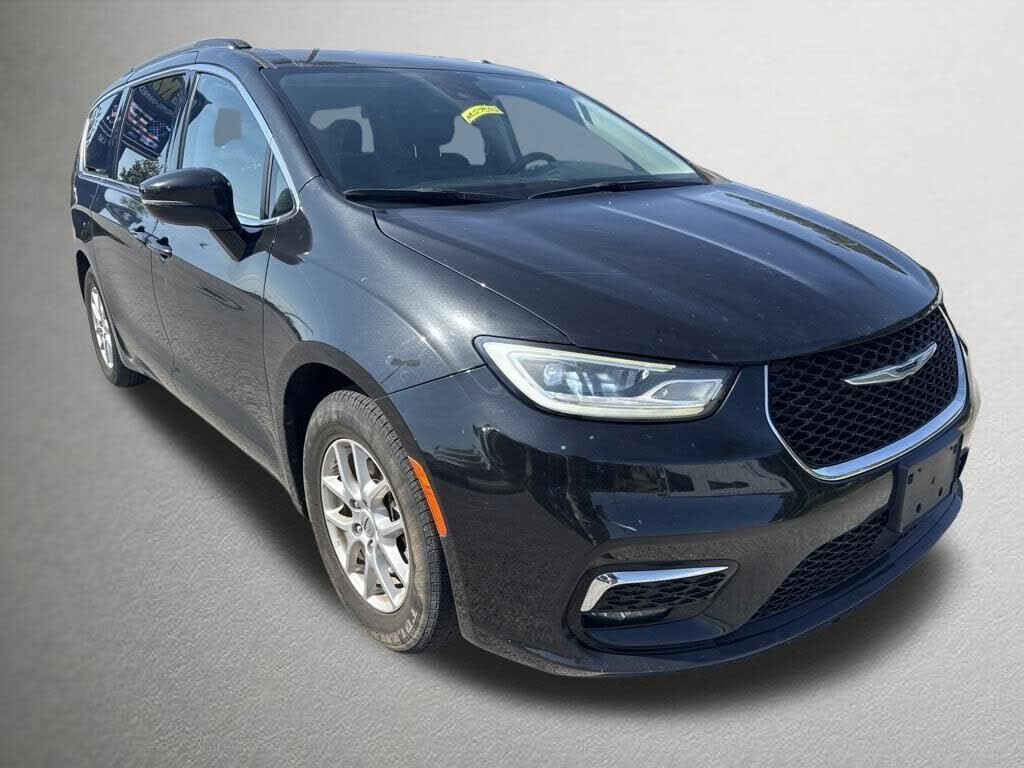 2022 CHRYSLER Pacifica