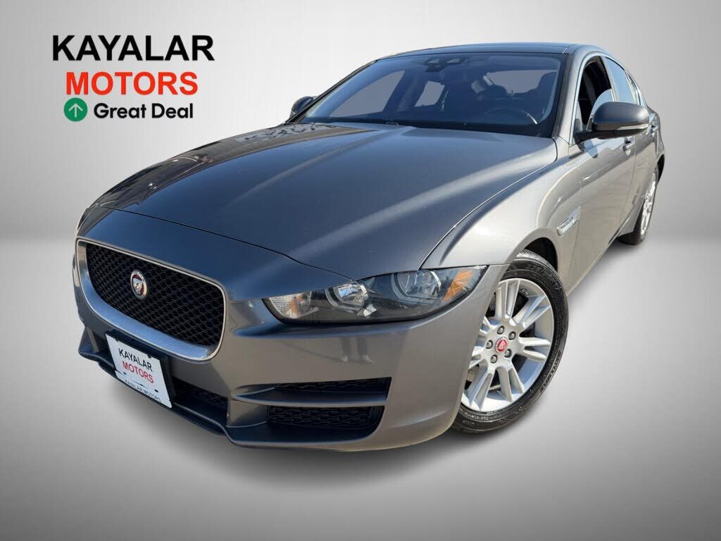 2018 JAGUAR XE