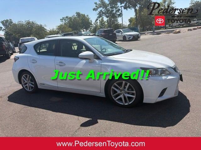 2017 LEXUS CT