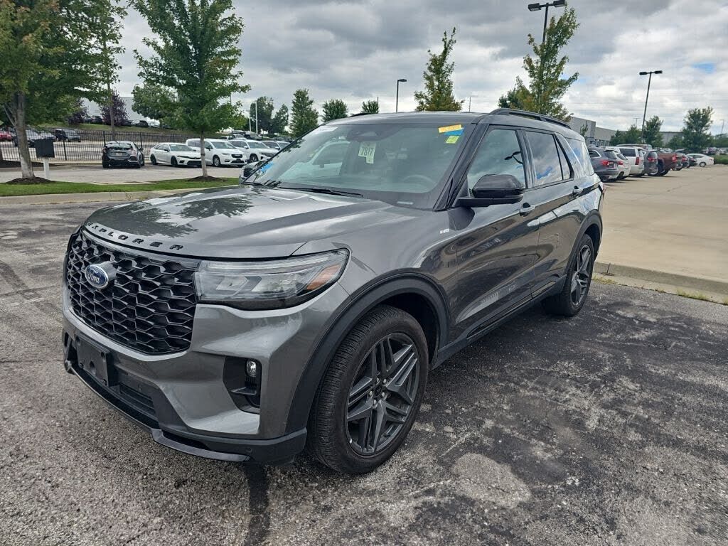 2025 FORD Explorer
