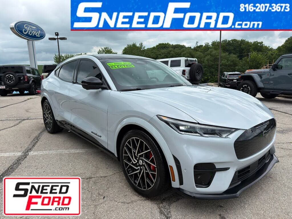 2022 FORD Mach-E