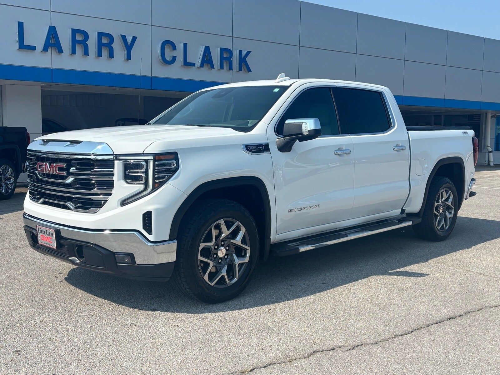 2023 GMC Sierra