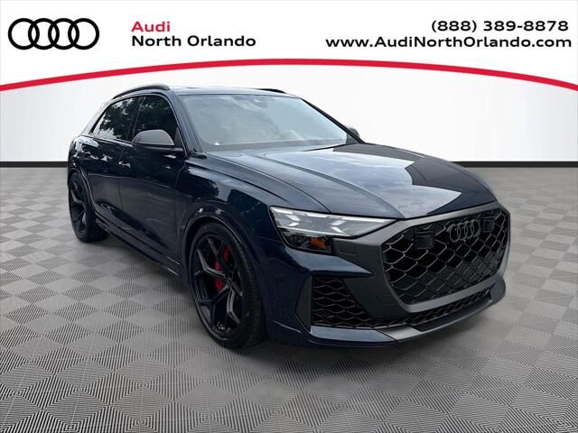 2025 AUDI RS Q8