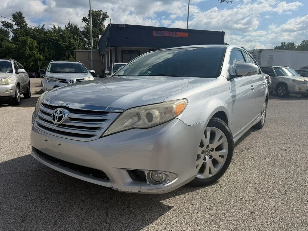 2012 TOYOTA Avalon