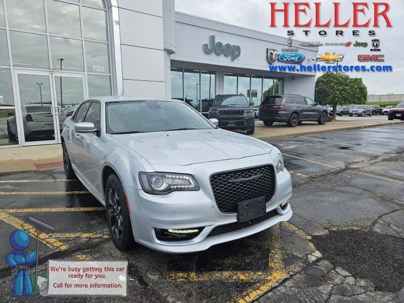2022 CHRYSLER 300