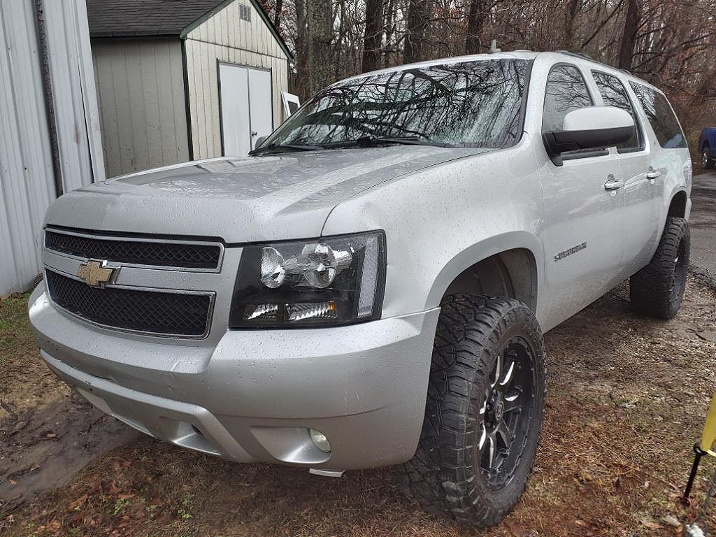 2011 CHEVROLET Suburban