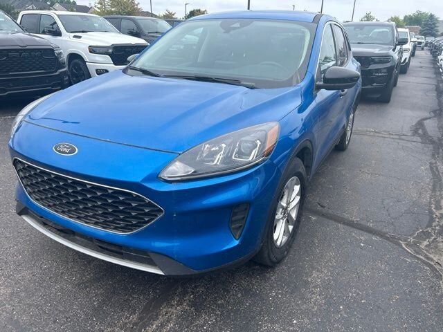 2020 FORD Escape