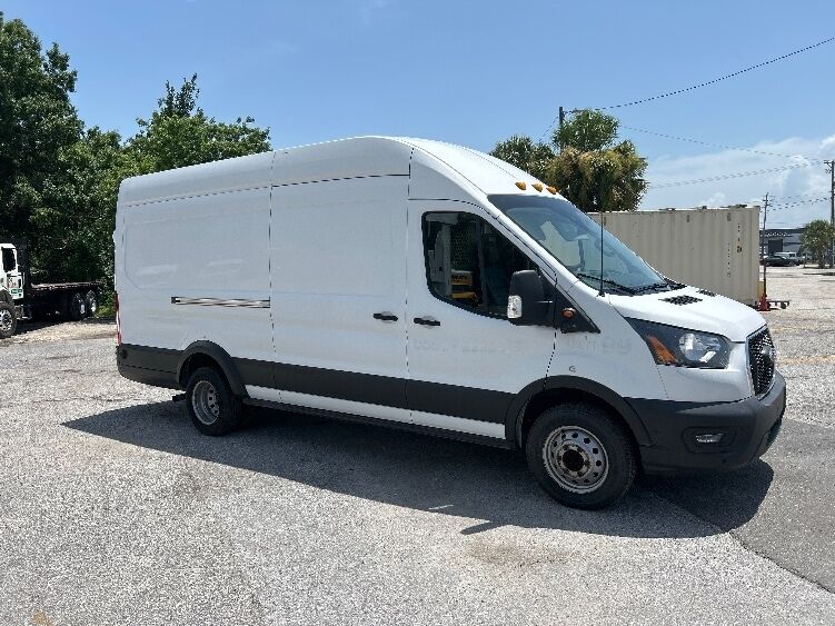 2022 FORD Transit