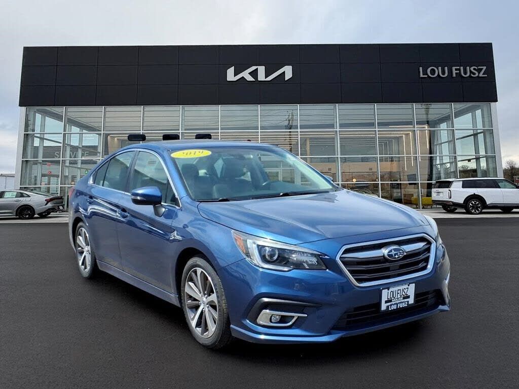 2019 SUBARU Legacy