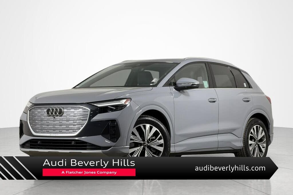 2025 AUDI Q4
