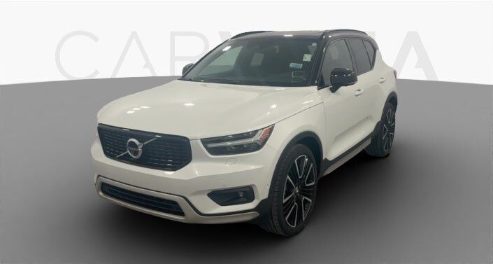 2020 VOLVO XC40