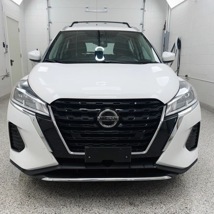 2021 NISSAN Kicks