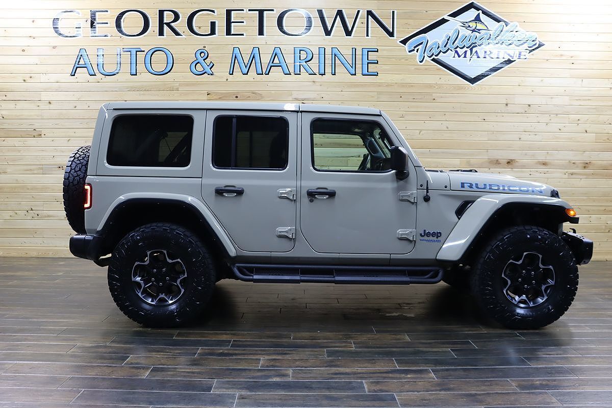 2022 JEEP Wrangler