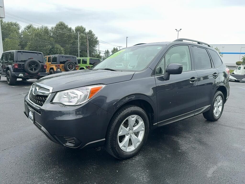 2015 SUBARU Forester