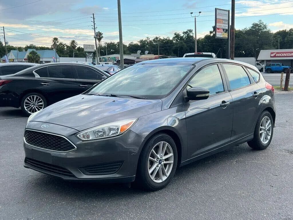 2017 FORD Focus