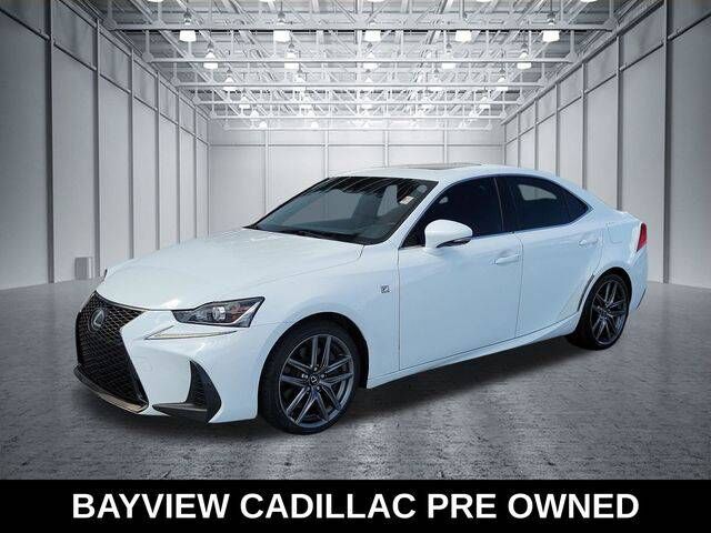 2017 LEXUS IS