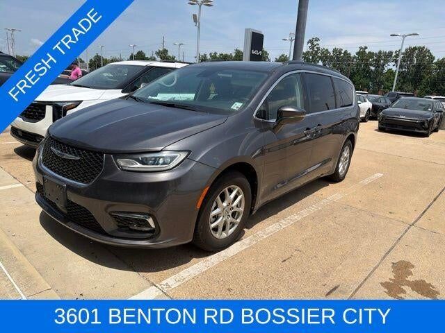2022 CHRYSLER Pacifica