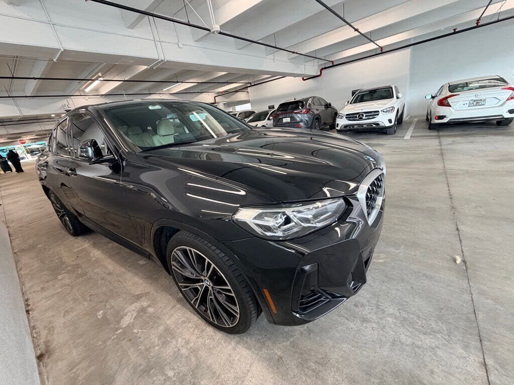 2022 BMW X4