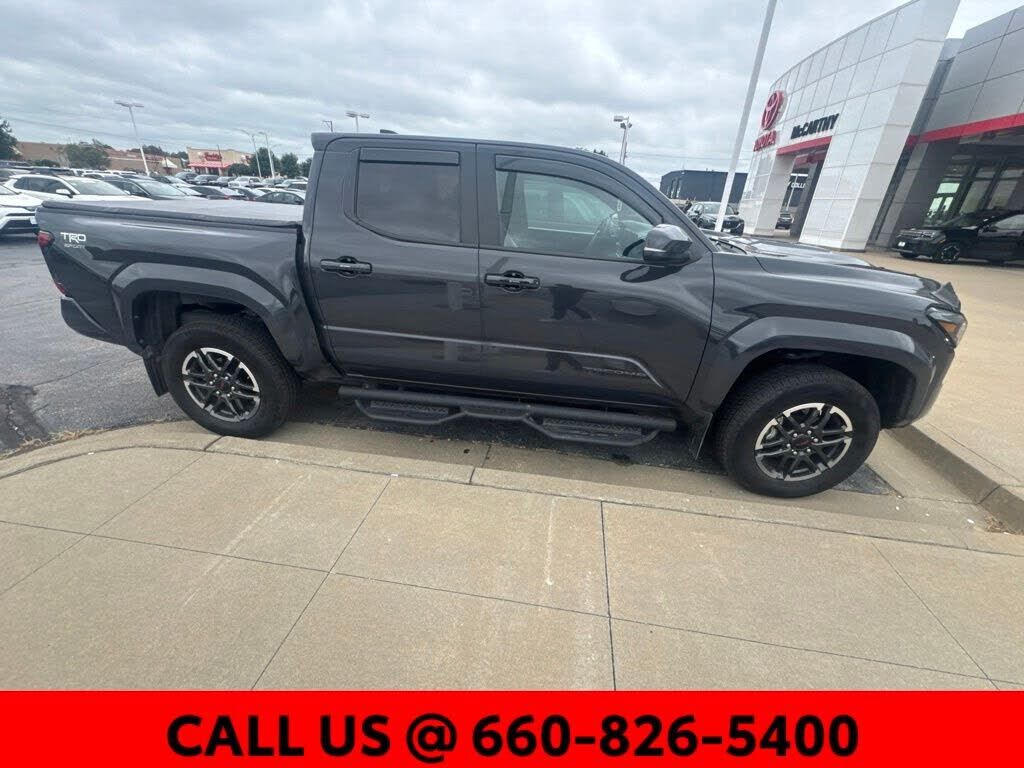 2025 TOYOTA Tacoma