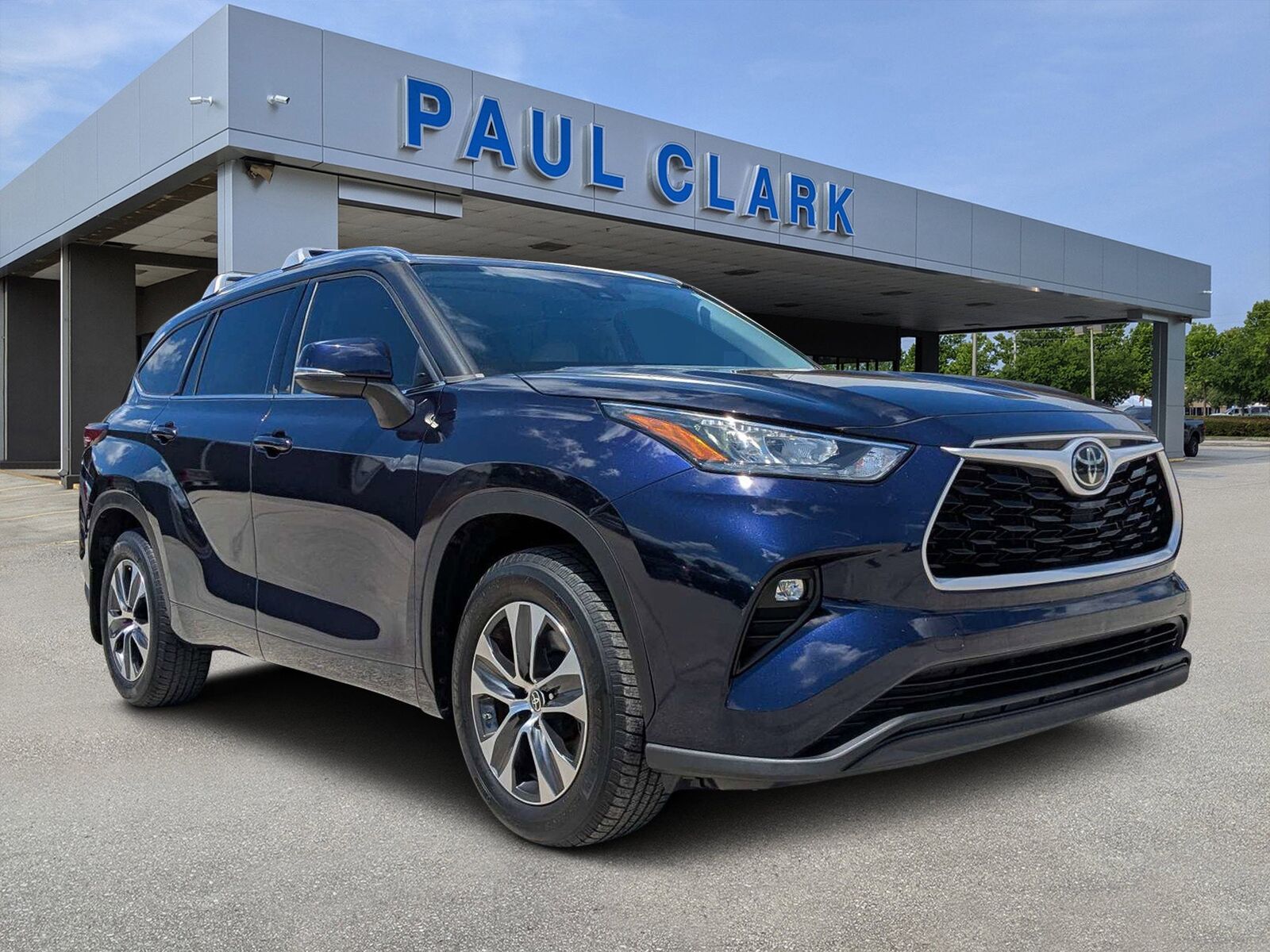2020 TOYOTA Highlander